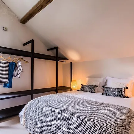 Boho Keyweek Ideally Located In *